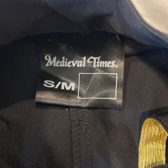 Medieval Times Dinner Show Knights Cape Kids Size Small/Medium - Picture 4 of 7